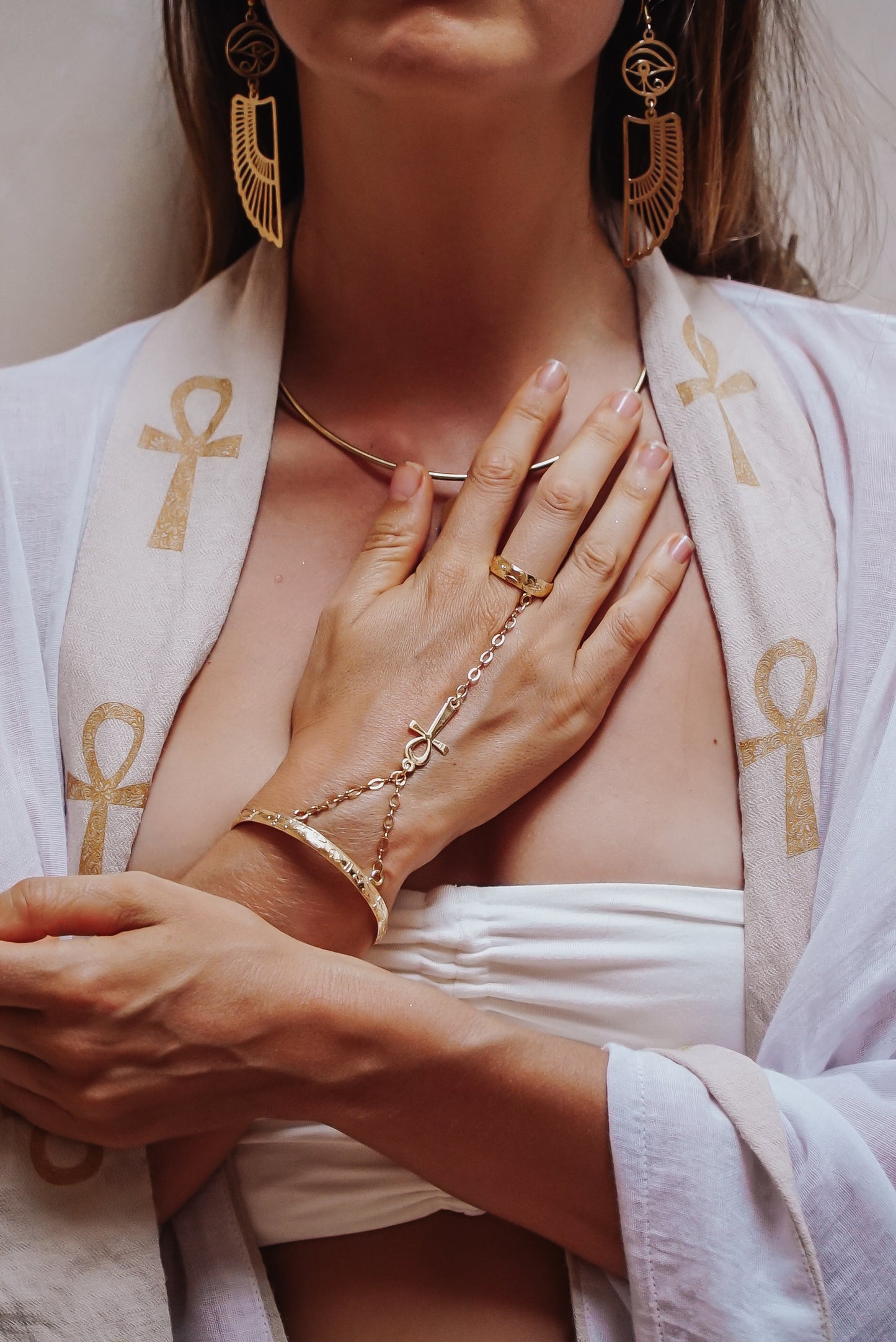 Ankh Hand jewel Egyptian hieroglyph